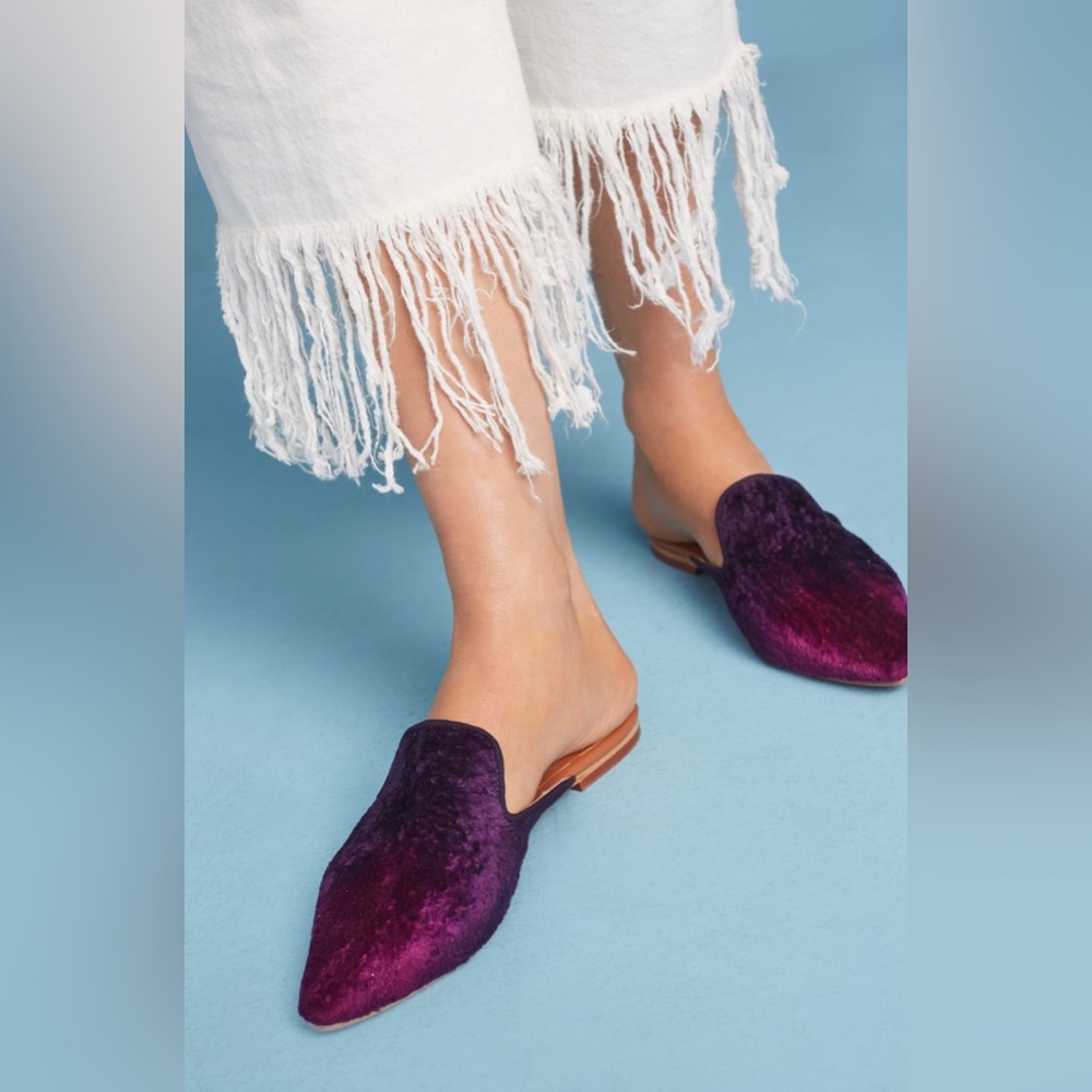 Anthropologie - JASPER & JEERA VELVET SLIDES in purple